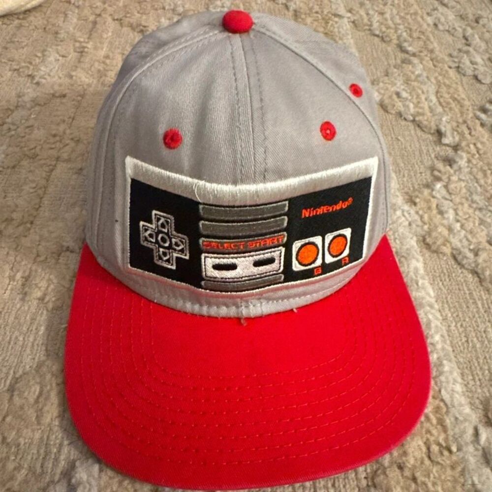 Official 2016 Nintendo NES Controller Gray & Red Retro Snapback Hat